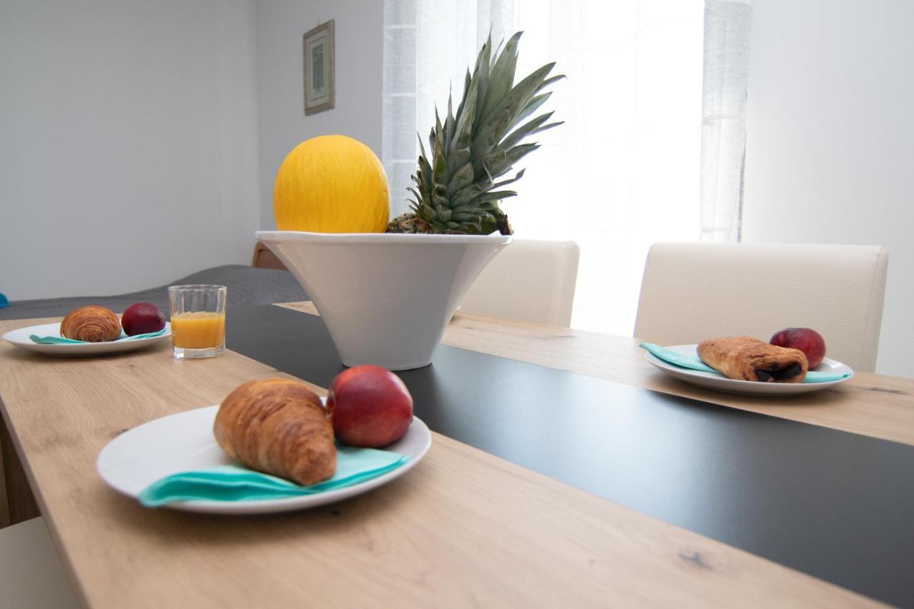 Valkane Beach Studio Apartment Πούλα Εξωτερικό φωτογραφία