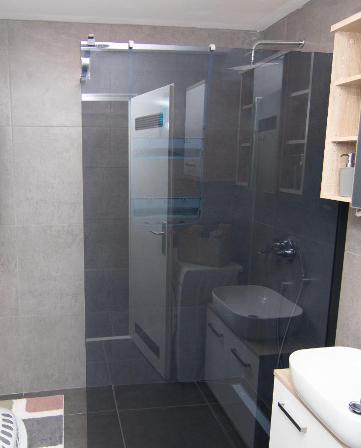 Valkane Beach Studio Apartment Πούλα Εξωτερικό φωτογραφία