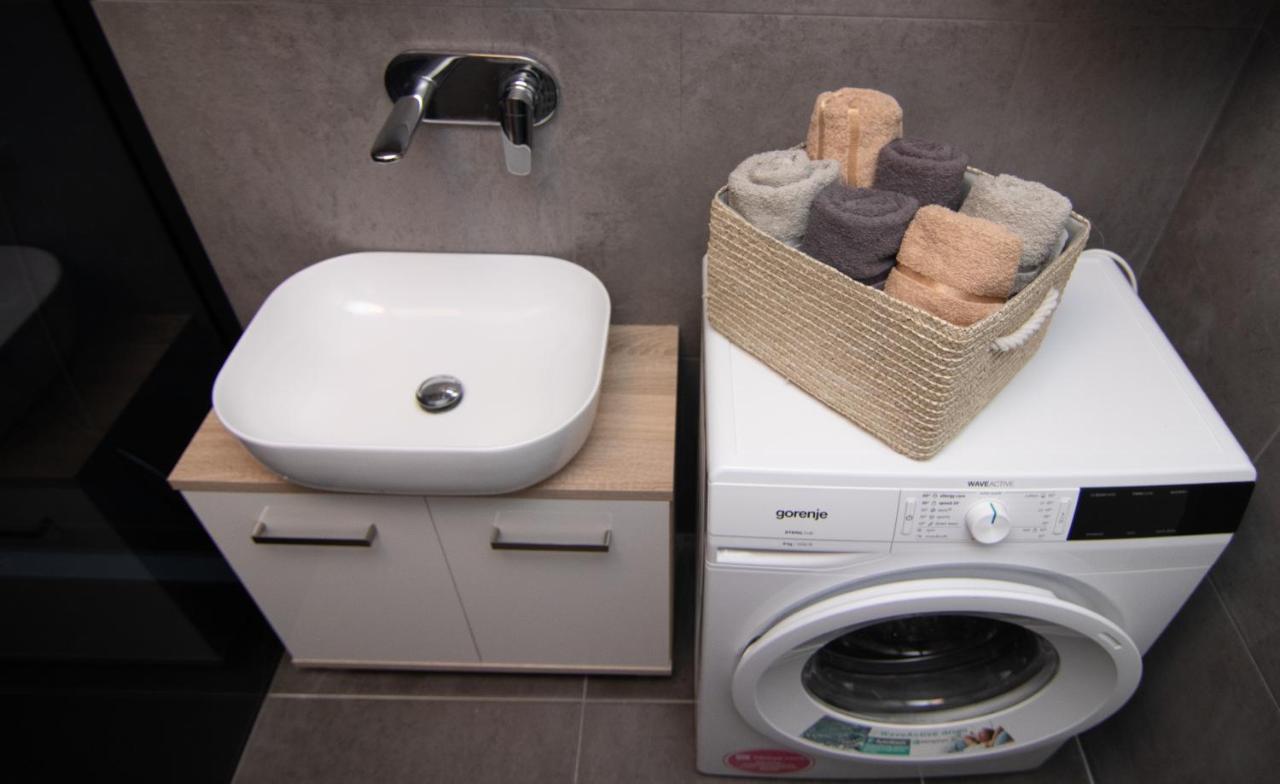 Valkane Beach Studio Apartment Πούλα Εξωτερικό φωτογραφία