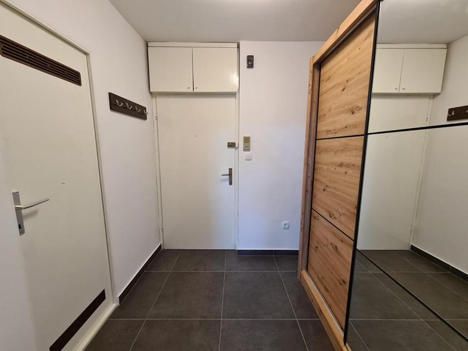 Valkane Beach Studio Apartment Πούλα Εξωτερικό φωτογραφία
