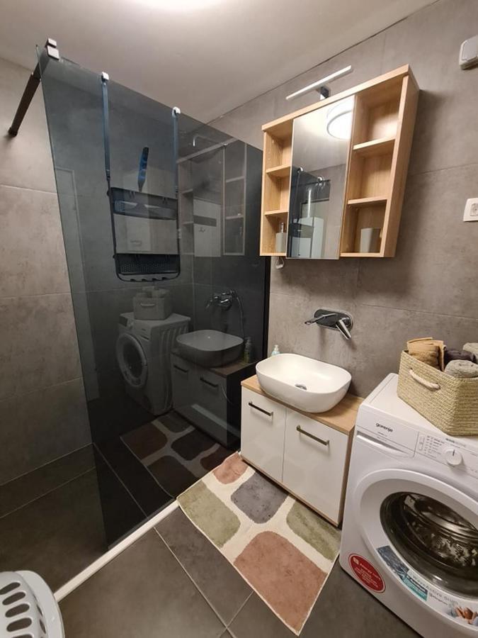 Valkane Beach Studio Apartment Πούλα Εξωτερικό φωτογραφία